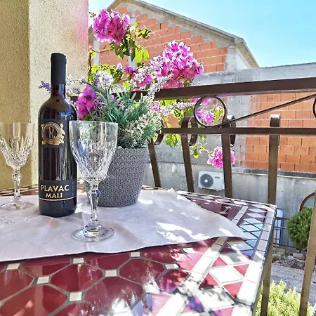 Vinx - Grill And Terrace Apartmán