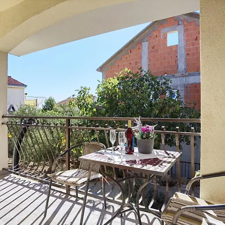Vinx - Grill And Terrace Apartment Sevid